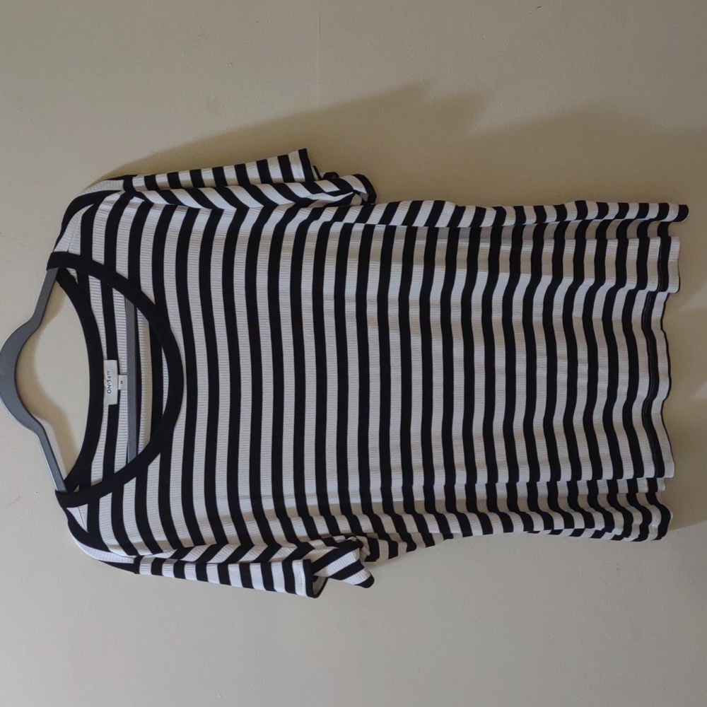 On.34th Women's Flutter-Sleeve Ribbed Top